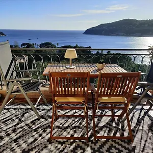 Apartment Vintage Flat On Bay - Free Car Park, Villefranche-sur-Mer