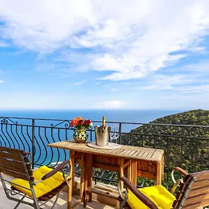 Apartment Sea View Between And Monaco - 2, Villefranche-sur-Mer